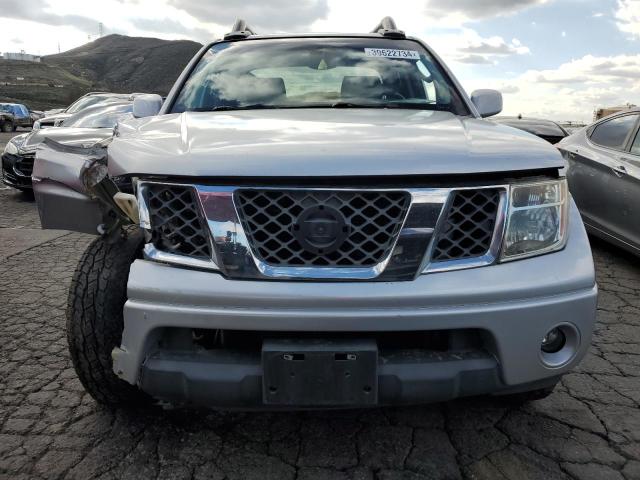 Photo 4 VIN: 1N6AD07U35C413230 - NISSAN FRONTIER 