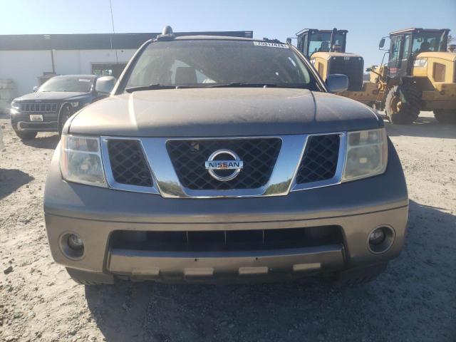 Photo 4 VIN: 1N6AD07U35C448379 - NISSAN FRONTIER C 