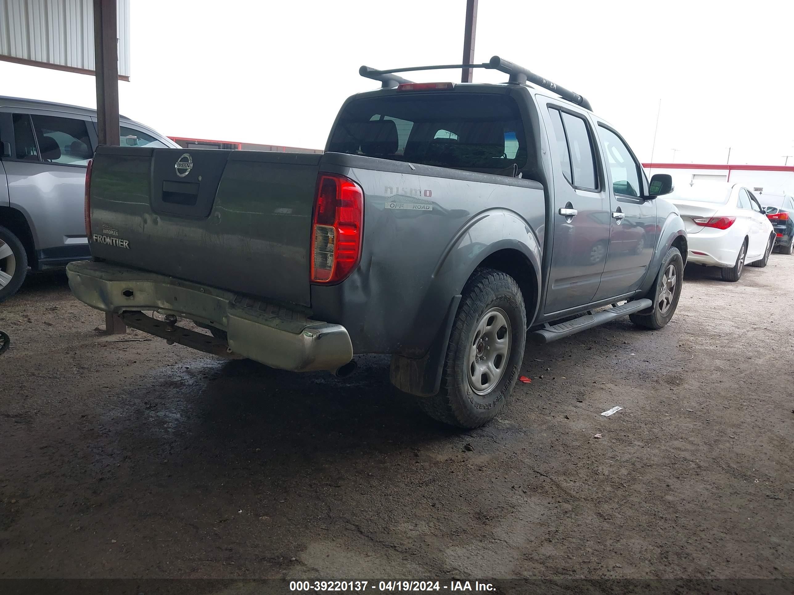 Photo 3 VIN: 1N6AD07U36C444947 - NISSAN NAVARA (FRONTIER) 