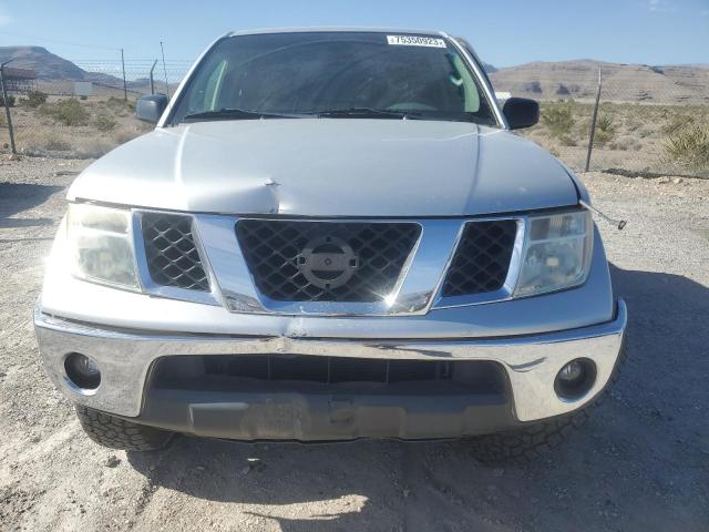 Photo 4 VIN: 1N6AD07U38C419372 - NISSAN FRONTIER 