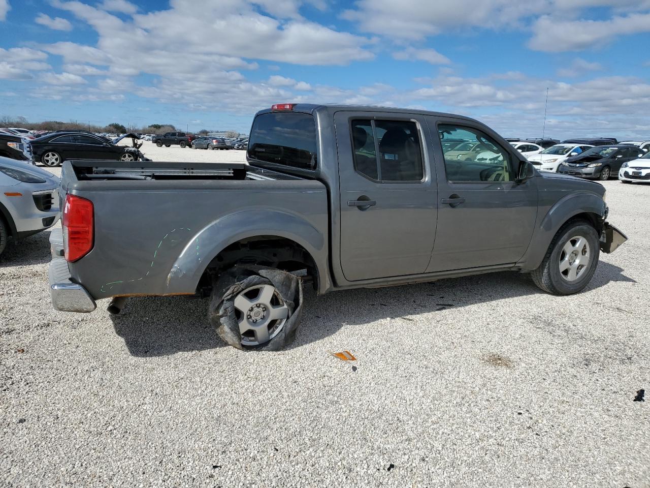 Photo 2 VIN: 1N6AD07U46C458517 - NISSAN NAVARA (FRONTIER) 