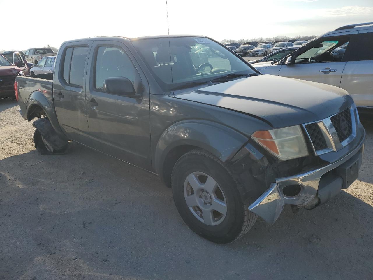 Photo 3 VIN: 1N6AD07U46C458517 - NISSAN NAVARA (FRONTIER) 