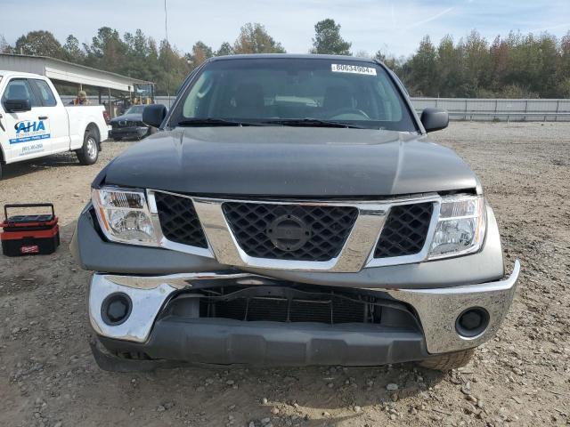 Photo 4 VIN: 1N6AD07U48C449318 - NISSAN FRONTIER C 