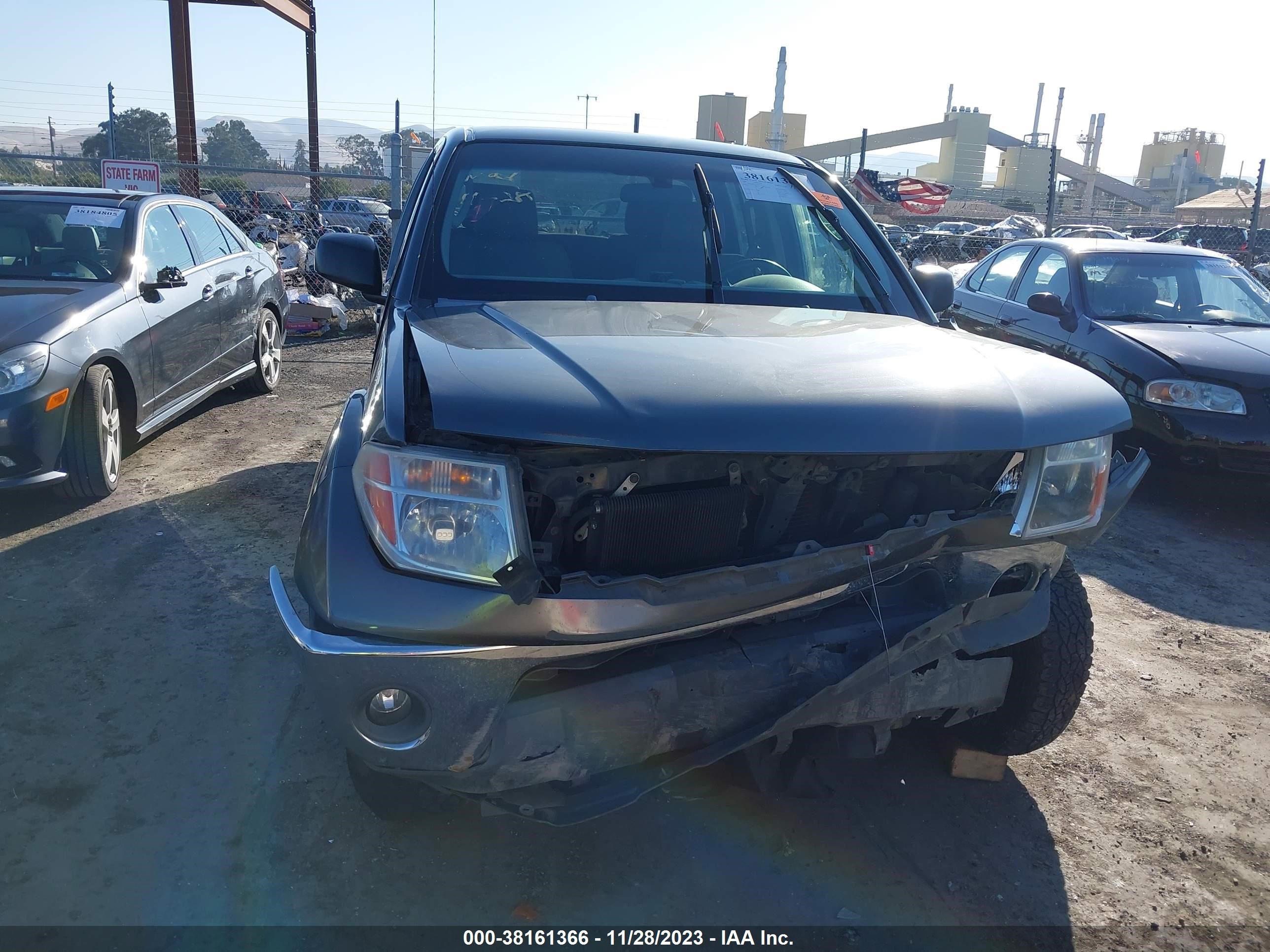 Photo 11 VIN: 1N6AD07U66C413577 - NISSAN NAVARA (FRONTIER) 