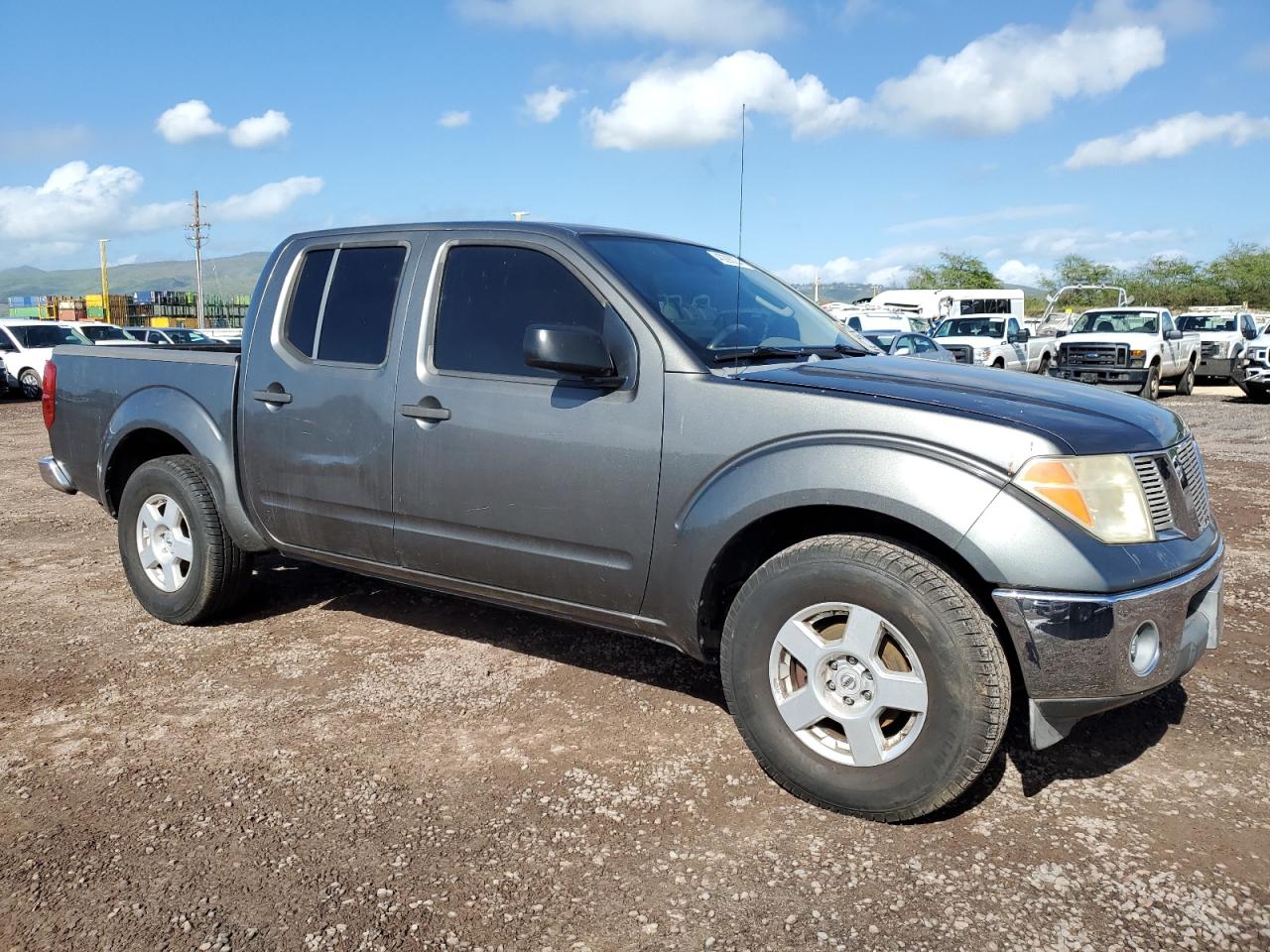 Photo 3 VIN: 1N6AD07U67C411166 - NISSAN FRONTIER C 