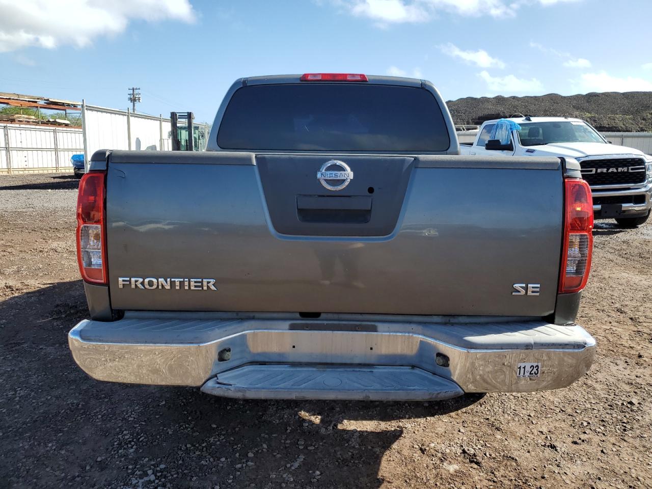 Photo 5 VIN: 1N6AD07U67C411166 - NISSAN FRONTIER C 