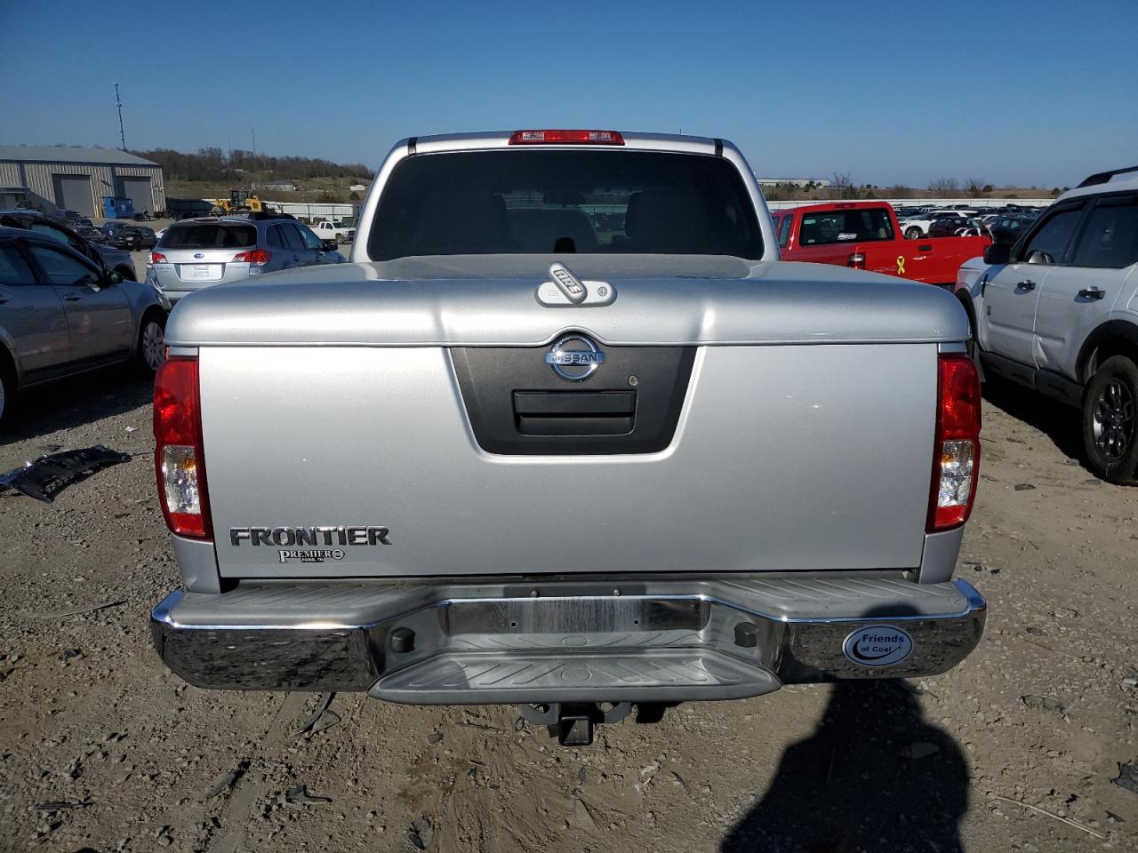 Photo 5 VIN: 1N6AD07U68C408625 - NISSAN NAVARA (FRONTIER) 