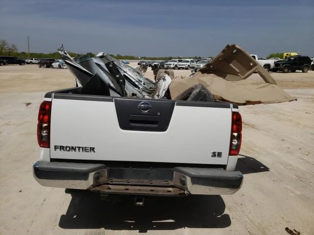 Photo 5 VIN: 1N6AD07U79C427752 - NISSAN FRONTIER C 