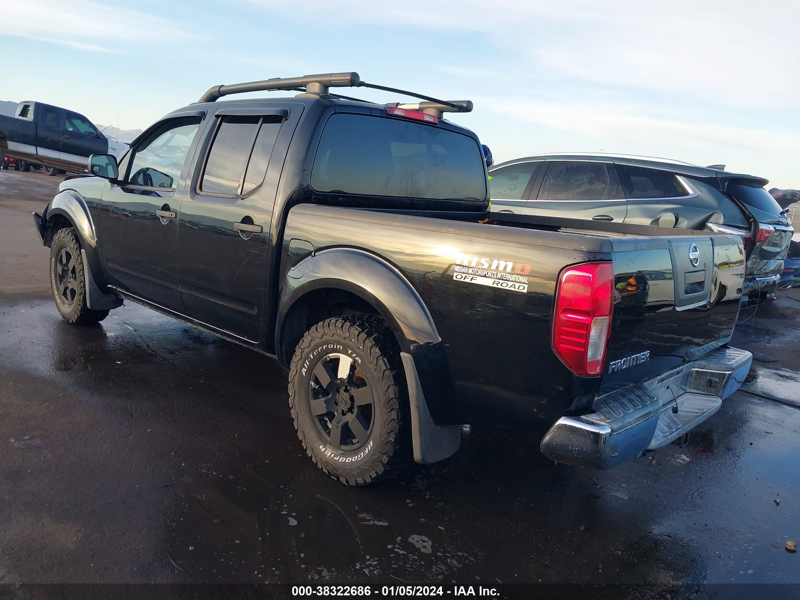 Photo 2 VIN: 1N6AD07U85C437877 - NISSAN NAVARA (FRONTIER) 