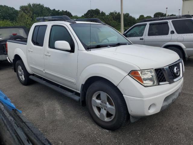 Photo 3 VIN: 1N6AD07U86C402385 - NISSAN FRONTIER C 