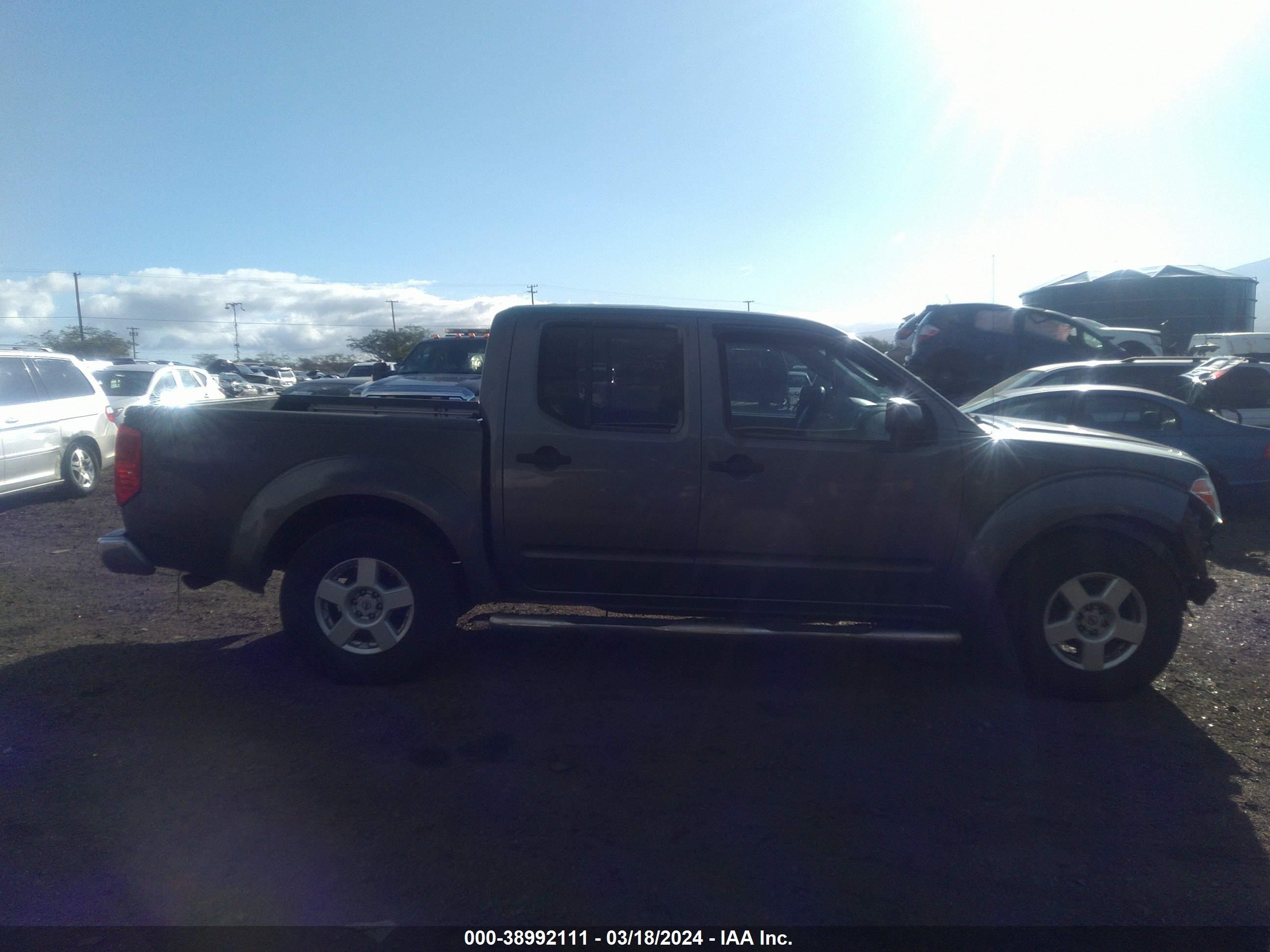 Photo 13 VIN: 1N6AD07U86C437752 - NISSAN NAVARA (FRONTIER) 