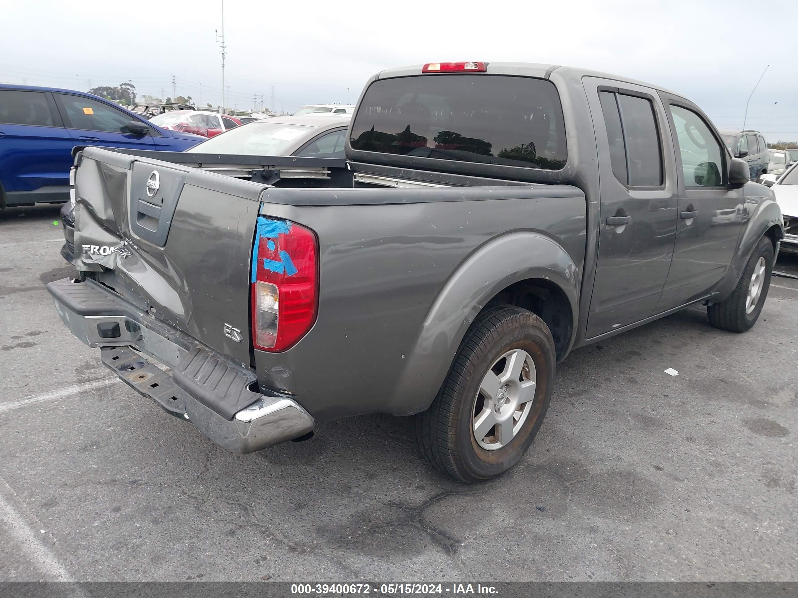 Photo 3 VIN: 1N6AD07U87C443780 - NISSAN NAVARA (FRONTIER) 