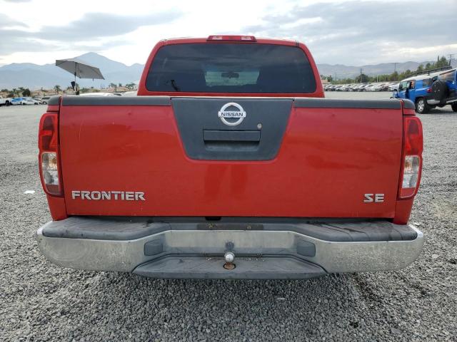 Photo 5 VIN: 1N6AD07UX5C459007 - NISSAN FRONTIER C 