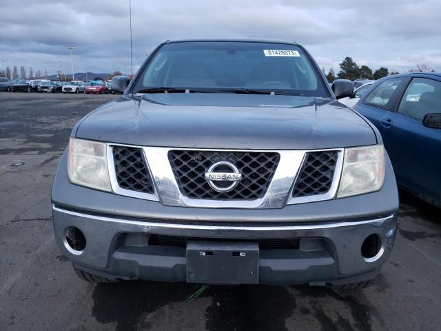 Photo 4 VIN: 1N6AD07UX5C464059 - NISSAN FRONTIER 