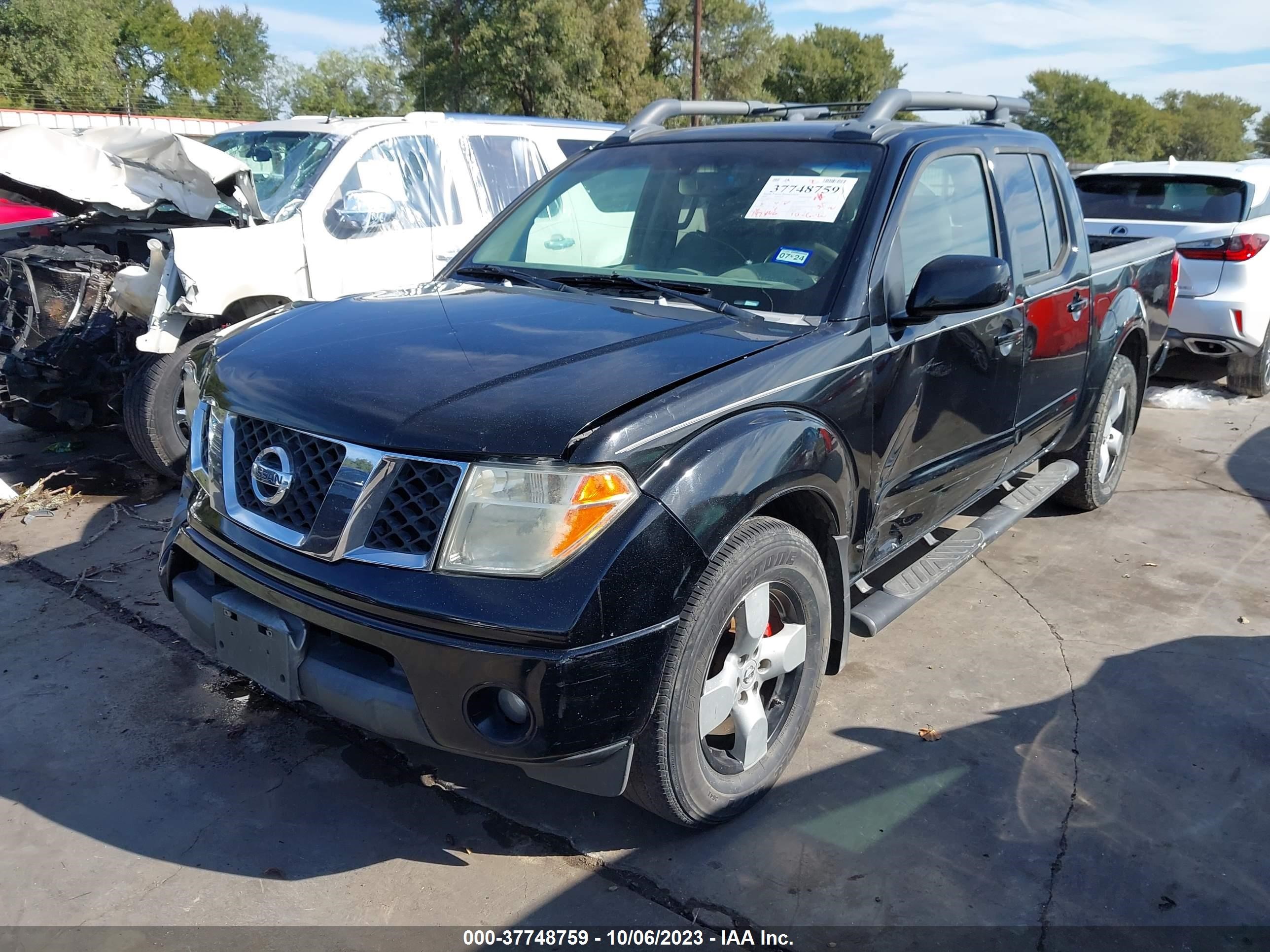 Photo 5 VIN: 1N6AD07UX8C414010 - NISSAN NAVARA (FRONTIER) 