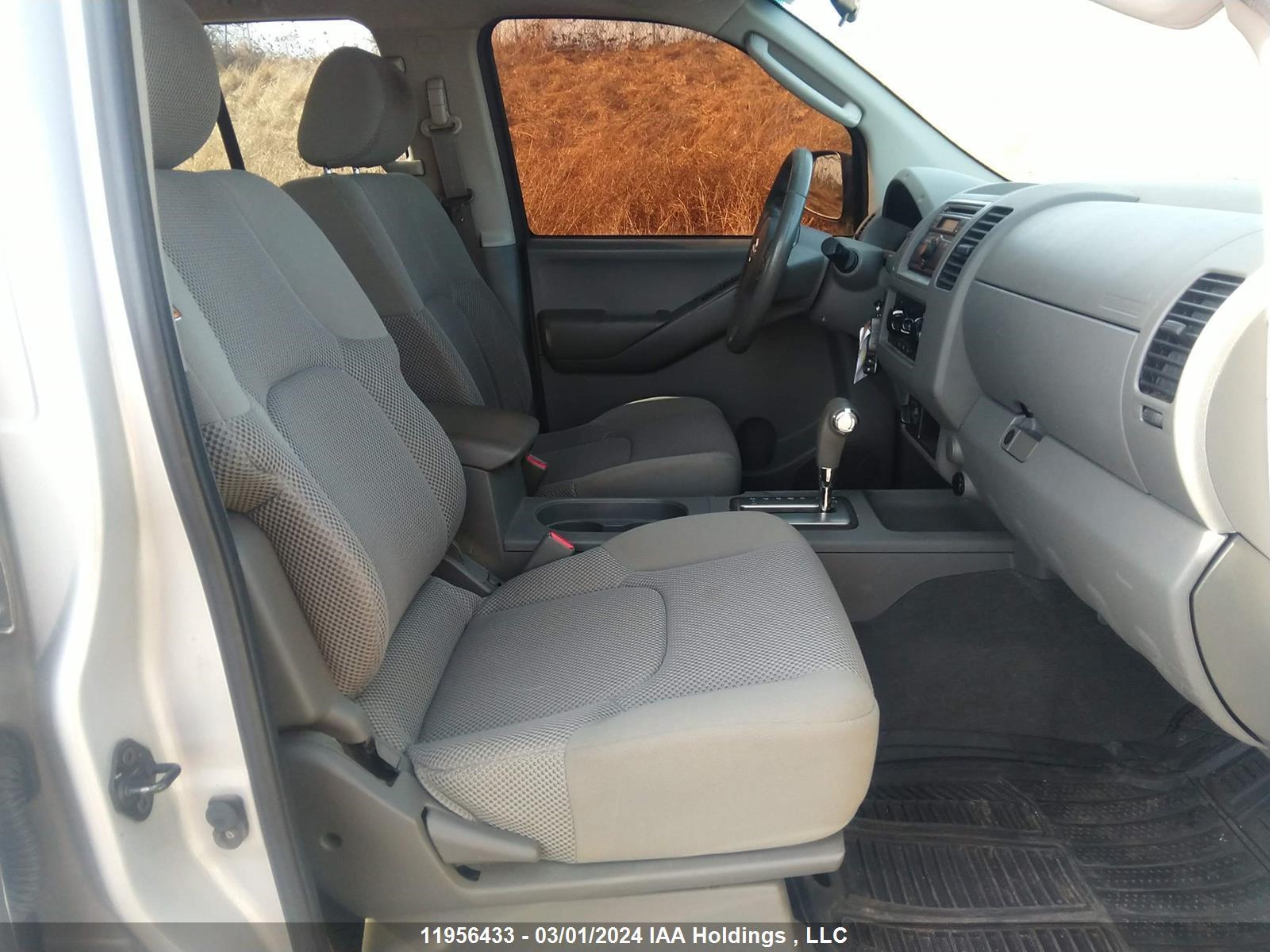 Photo 4 VIN: 1N6AD07W18C432610 - NISSAN NAVARA (FRONTIER) 