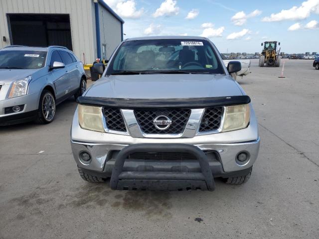 Photo 4 VIN: 1N6AD07W38C437078 - NISSAN FRONTIER C 