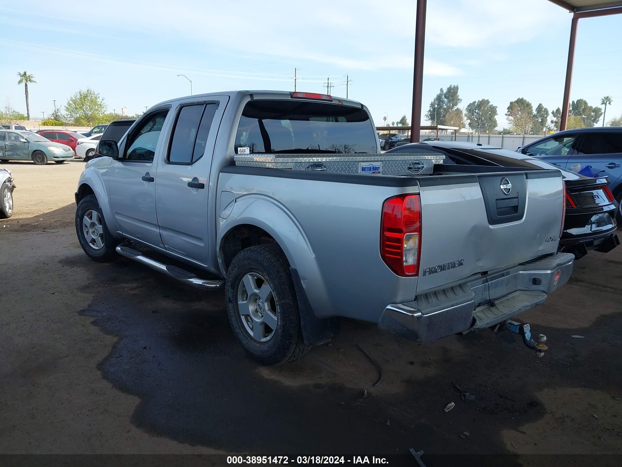 Photo 2 VIN: 1N6AD07W46C472774 - NISSAN NAVARA (FRONTIER) 