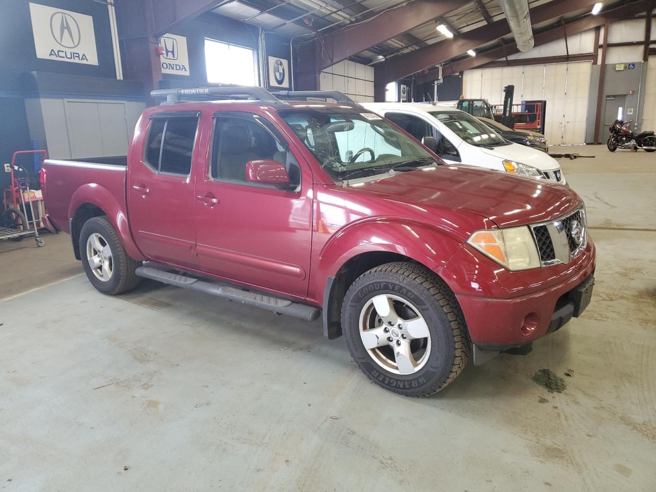 Photo 3 VIN: 1N6AD07W56C430338 - NISSAN NAVARA (FRONTIER) 