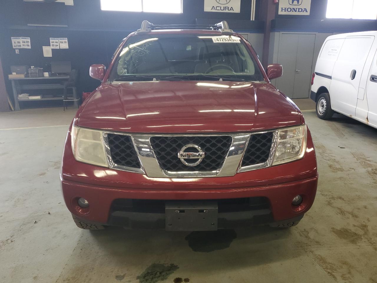 Photo 4 VIN: 1N6AD07W56C430338 - NISSAN NAVARA (FRONTIER) 