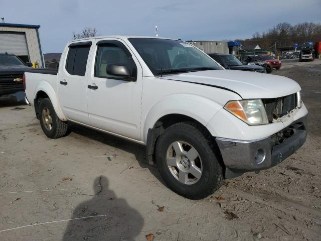 Photo 3 VIN: 1N6AD07W58C406737 - NISSAN FRONTIER C 