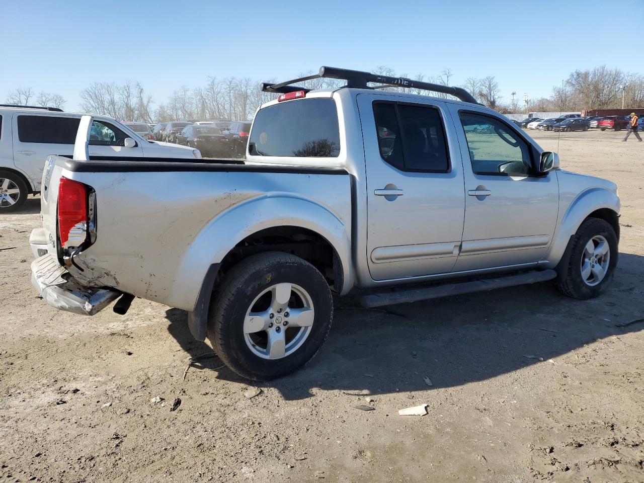 Photo 2 VIN: 1N6AD07W65C441895 - NISSAN NAVARA (FRONTIER) 