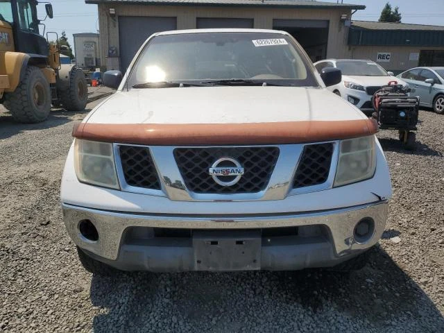 Photo 4 VIN: 1N6AD07W75C454204 - NISSAN FRONTIER C 