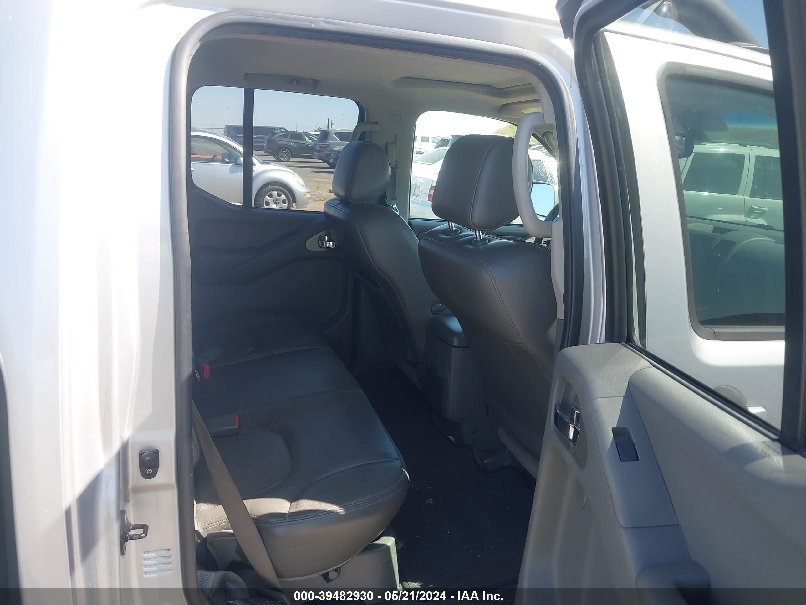 Photo 7 VIN: 1N6AD07W76C437954 - NISSAN NAVARA (FRONTIER) 