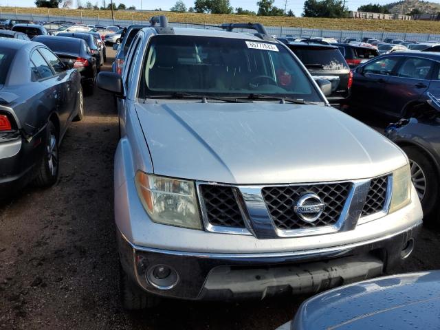 Photo 4 VIN: 1N6AD07W85C400085 - NISSAN FRONTIER C 