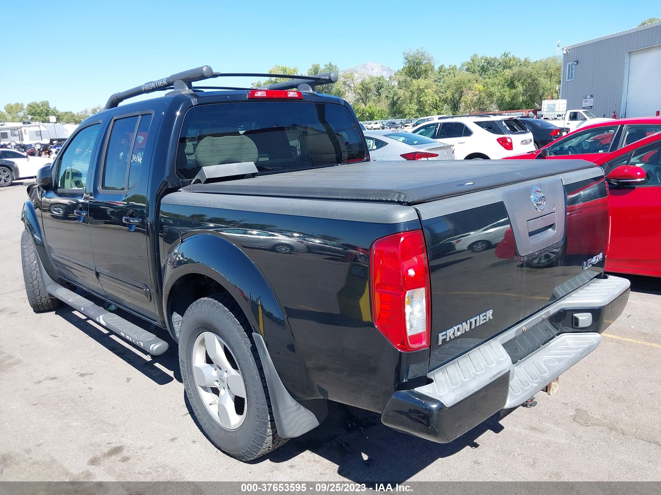 Photo 2 VIN: 1N6AD07W86C404557 - NISSAN NAVARA (FRONTIER) 