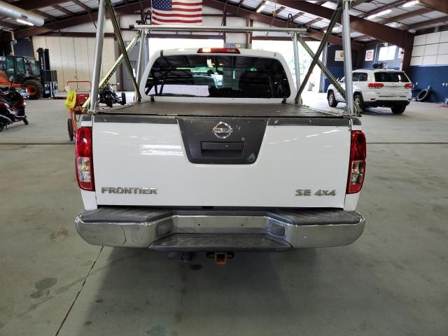 Photo 5 VIN: 1N6AD07WX5C458182 - NISSAN FRONTIER 