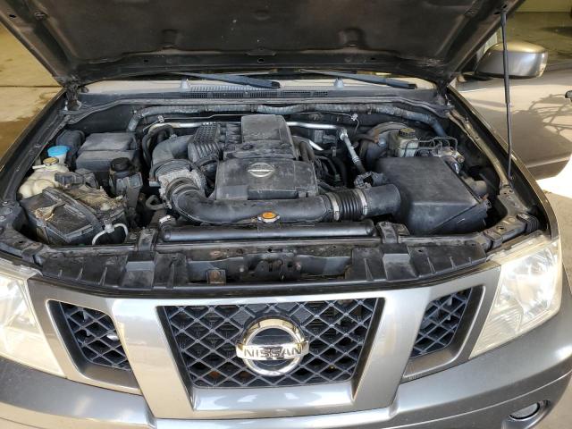 Photo 10 VIN: 1N6AD07WX9C401132 - NISSAN FRONTIER C 