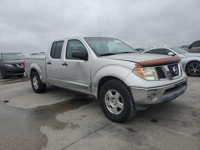 Photo 3 VIN: 1N6AD09U88C407327 - NISSAN FRONTIER C 