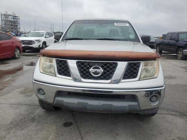 Photo 4 VIN: 1N6AD09U88C407327 - NISSAN FRONTIER C 