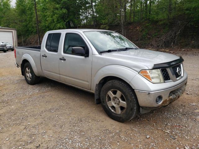 Photo 3 VIN: 1N6AD09U88C446001 - NISSAN FRONTIER 