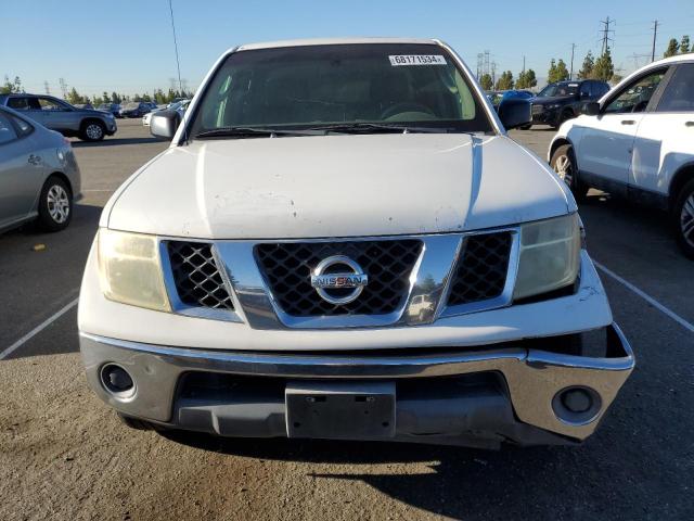 Photo 4 VIN: 1N6AD09U98C425660 - NISSAN FRONTIER C 