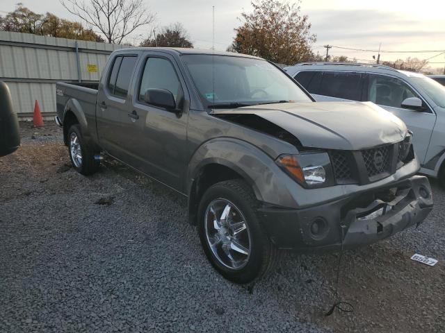 Photo 3 VIN: 1N6AD09W28C444049 - NISSAN FRONTIER C 