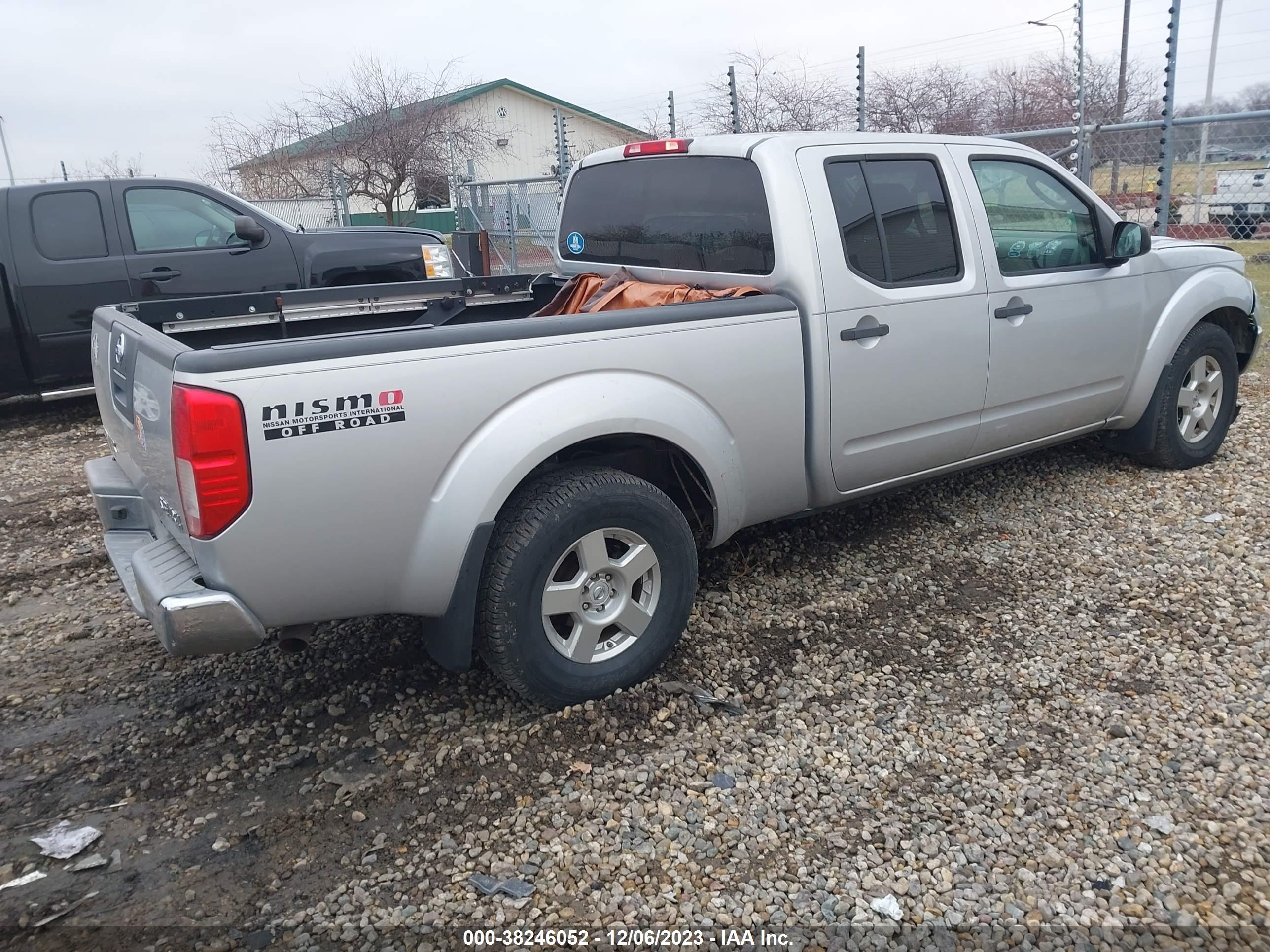 Photo 3 VIN: 1N6AD09W48C430119 - NISSAN NAVARA (FRONTIER) 