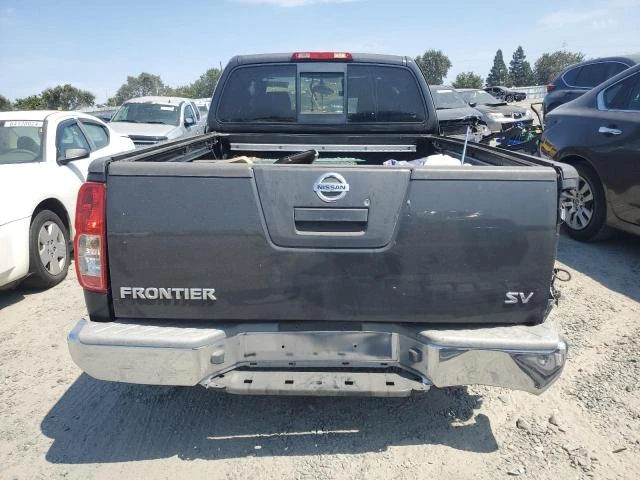 Photo 5 VIN: 1N6AD0CU0CC482315 - NISSAN FRONTIER S 