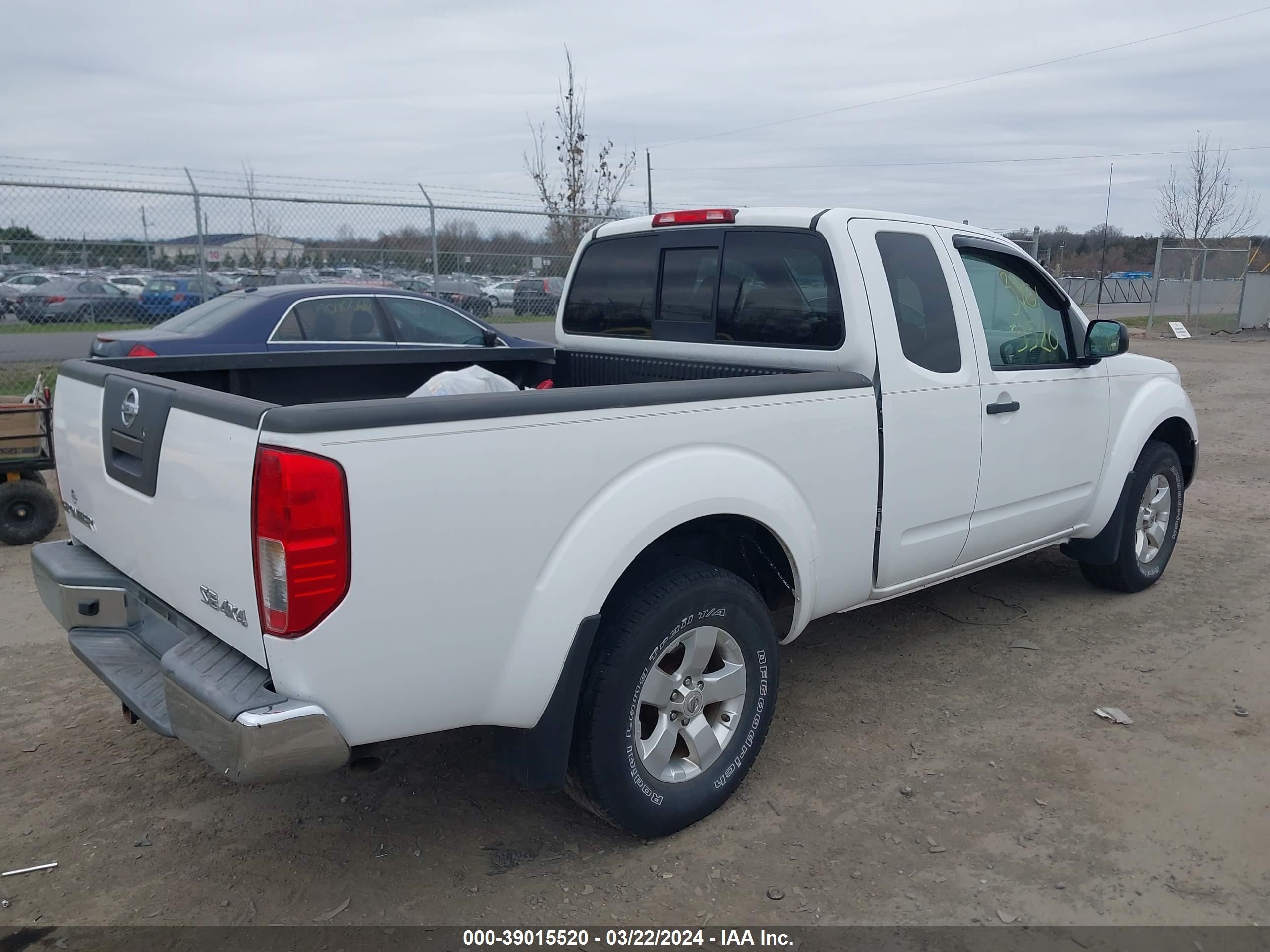 Photo 3 VIN: 1N6AD0CW0AC436692 - NISSAN NAVARA (FRONTIER) 