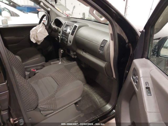 Photo 4 VIN: 1N6AD0CW6FN746227 - NISSAN FRONTIER 