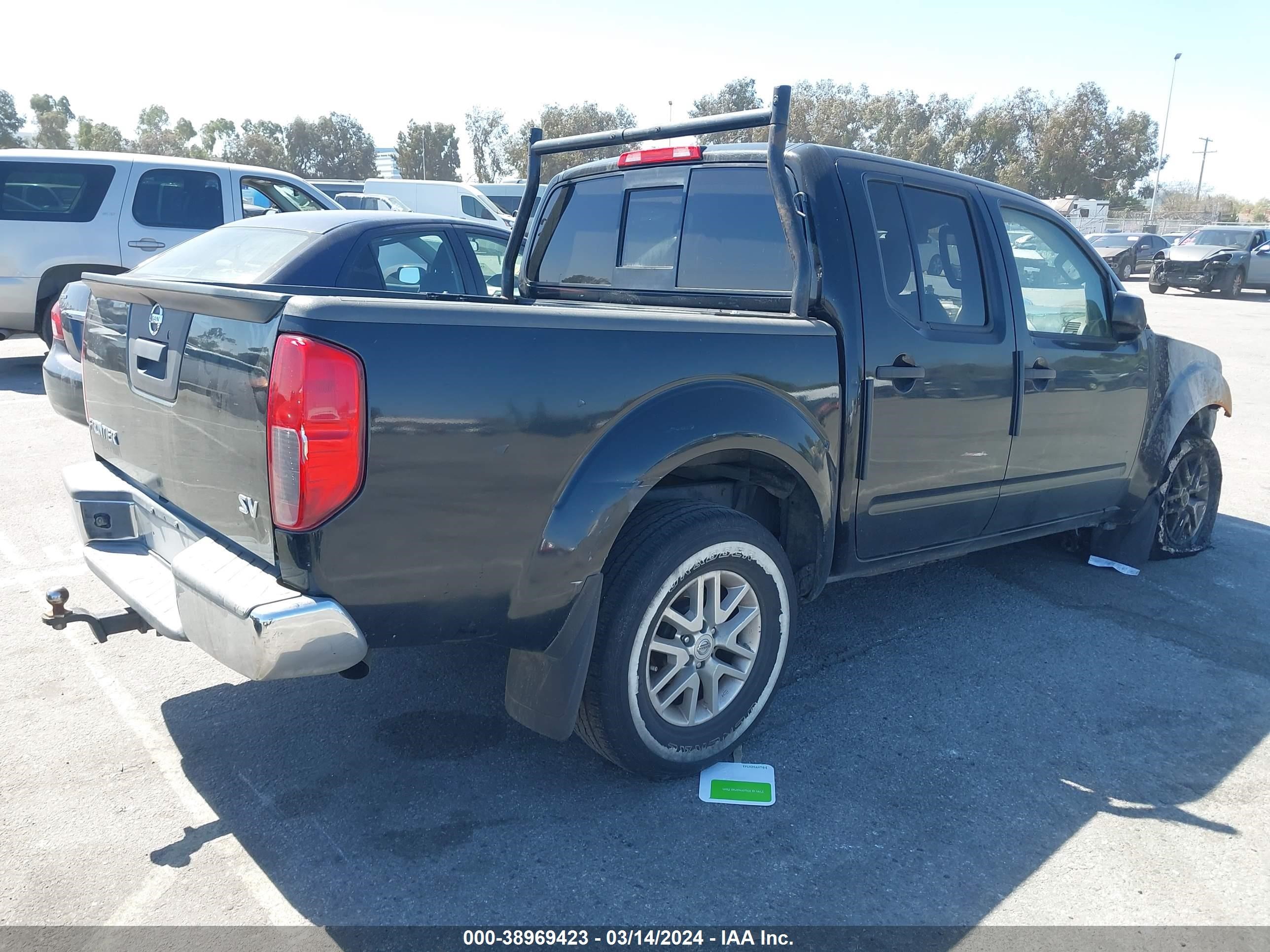 Photo 3 VIN: 1N6AD0ER0EN734886 - NISSAN FRONTIER S 