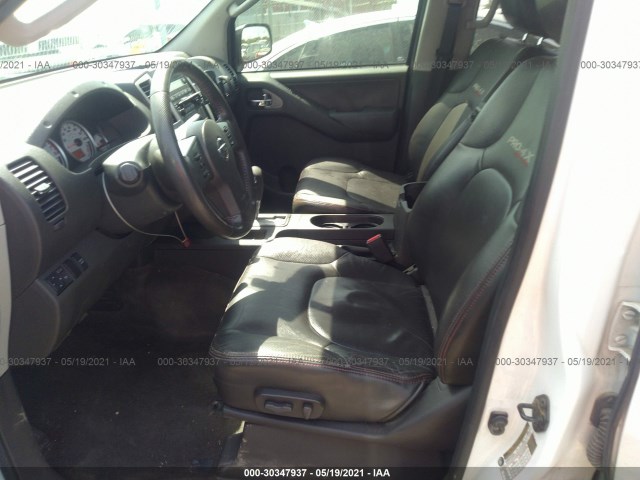 Photo 4 VIN: 1N6AD0ER1BC437195 - NISSAN FRONTIER 