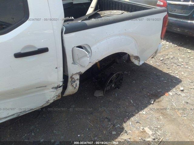 Photo 5 VIN: 1N6AD0ER1BC437195 - NISSAN FRONTIER 