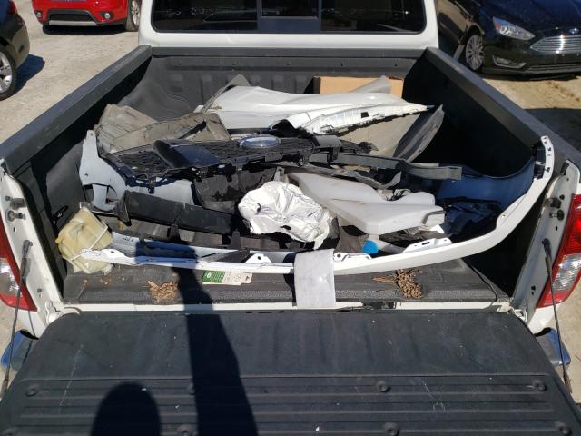 Photo 8 VIN: 1N6AD0ER1KN703223 - NISSAN FRONTIER S 