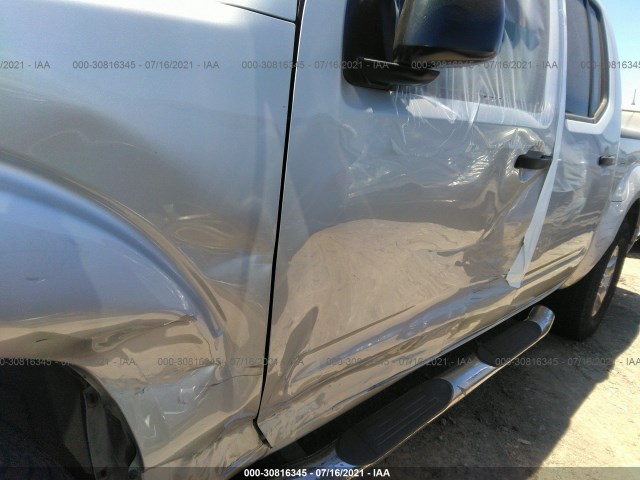 Photo 5 VIN: 1N6AD0ER2CC400660 - NISSAN FRONTIER 