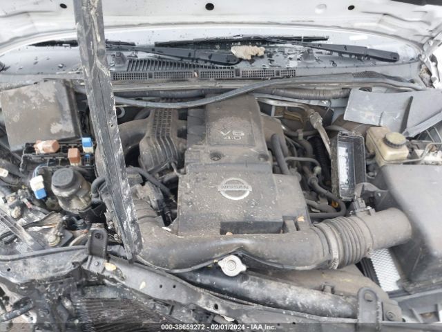 Photo 9 VIN: 1N6AD0ER3GN733007 - NISSAN FRONTIER 