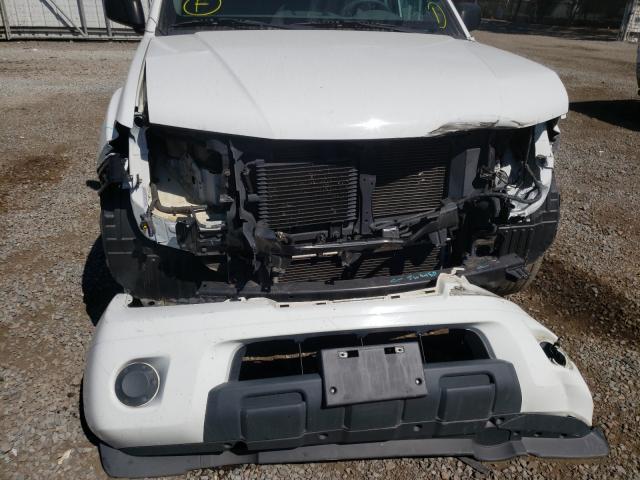 Photo 8 VIN: 1N6AD0ER4GN772298 - NISSAN FRONTIER S 