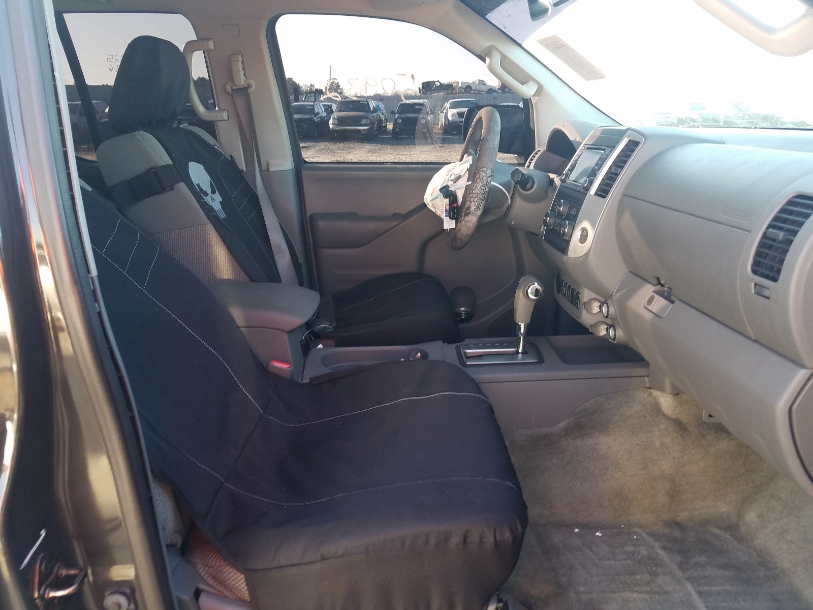 Photo 4 VIN: 1N6AD0ER5FN741642 - NISSAN FRONTIER S 