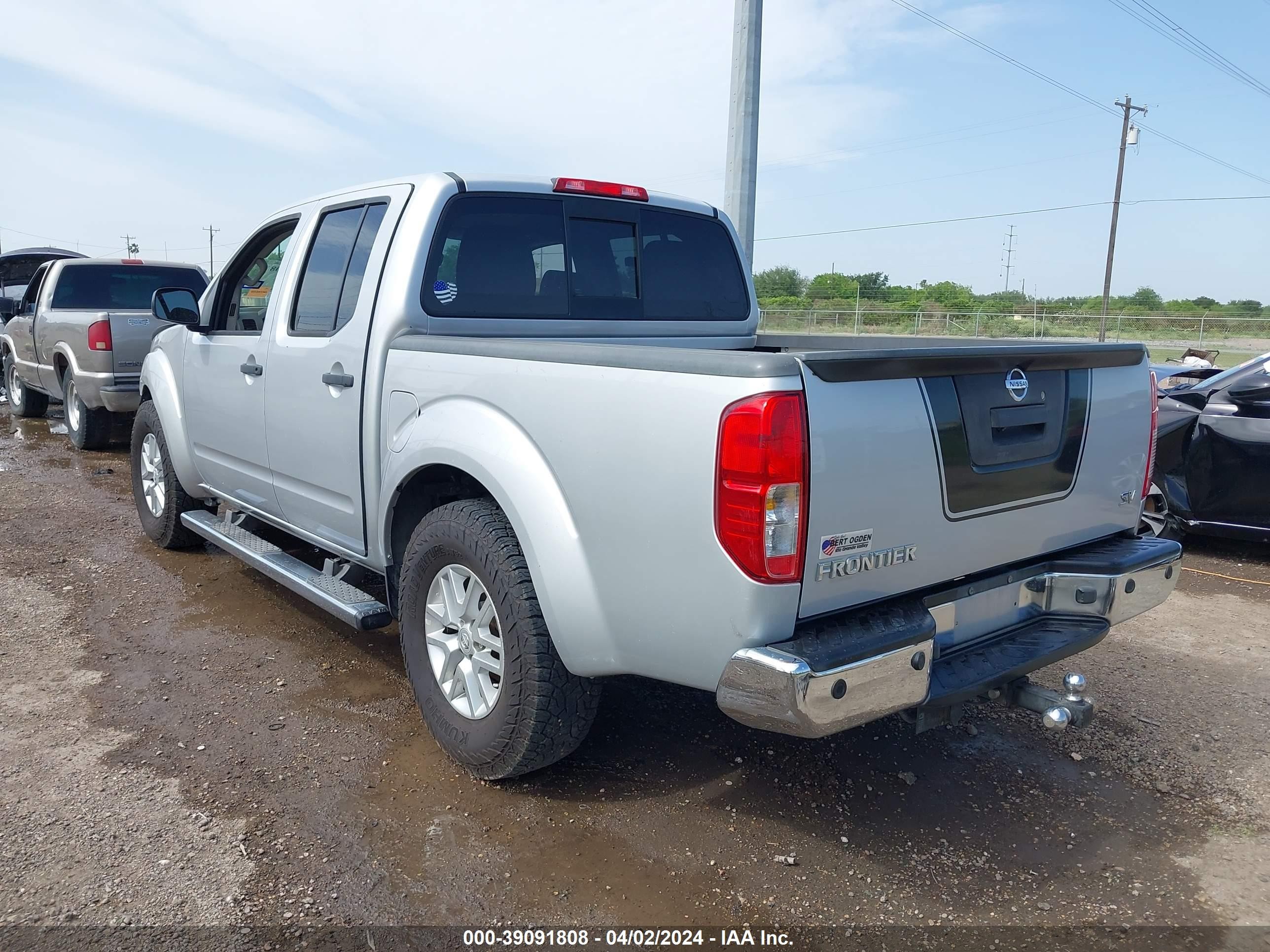 Photo 2 VIN: 1N6AD0ER5GN716032 - NISSAN NAVARA (FRONTIER) 